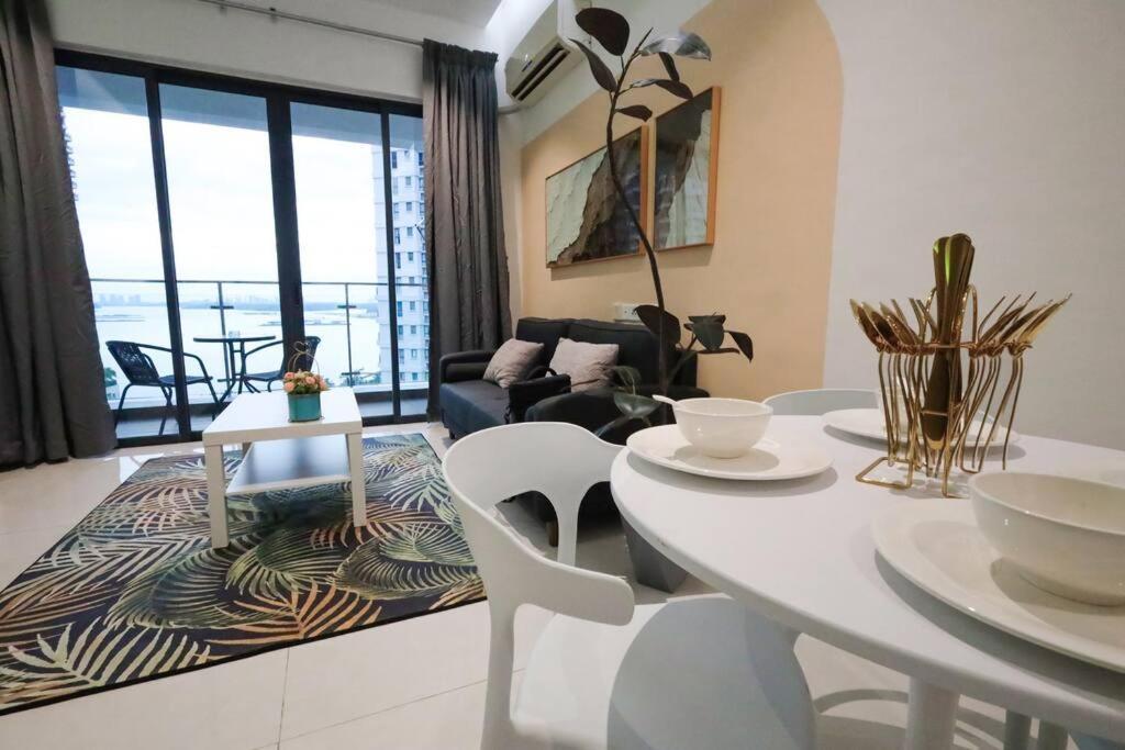 Apartment Danga Bay Premium Unit Johor Bahru