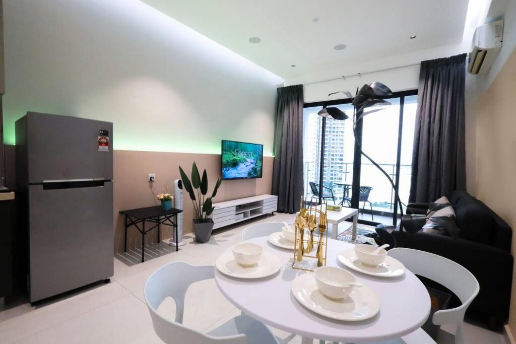 Danga Bay Premium Unit * Johor Bahru
